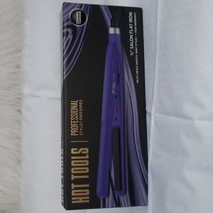 Brand New Hot Tools Flat Iron